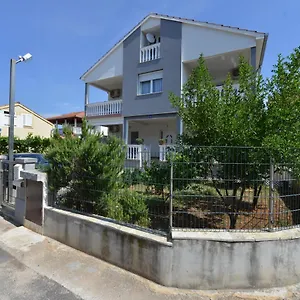 L&r Apartament