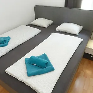 ellenőrizze a rendelkezésre állást